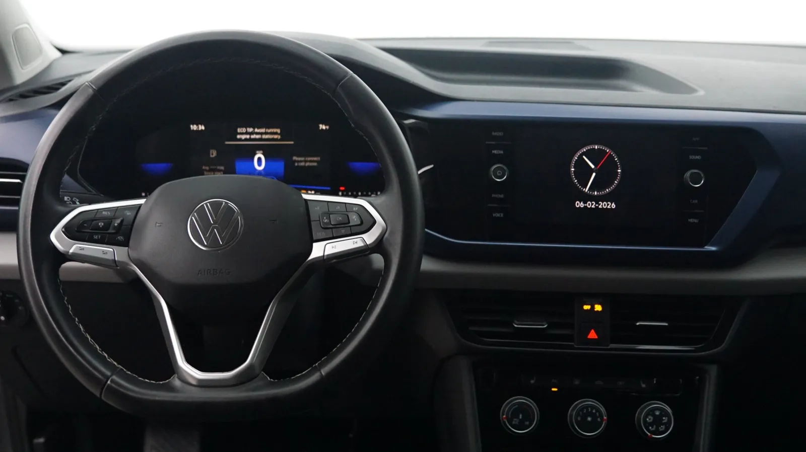 More photos of 2023 Volkswagen Taos SE at Auto City, CA