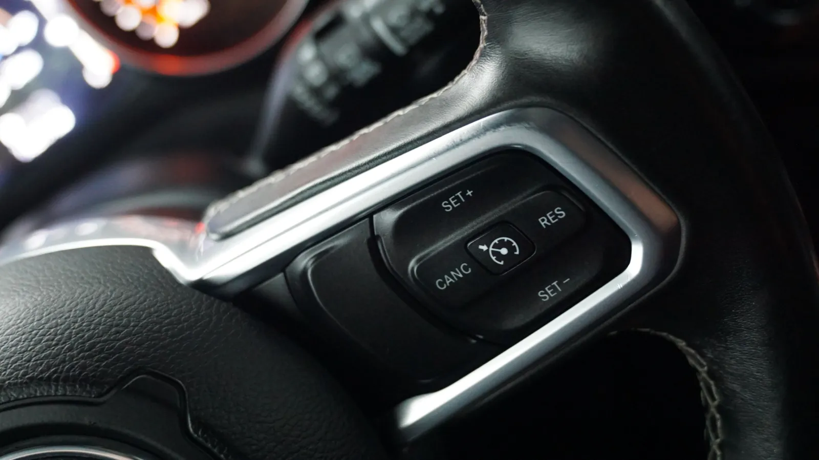 Jeep Wrangler photo 16