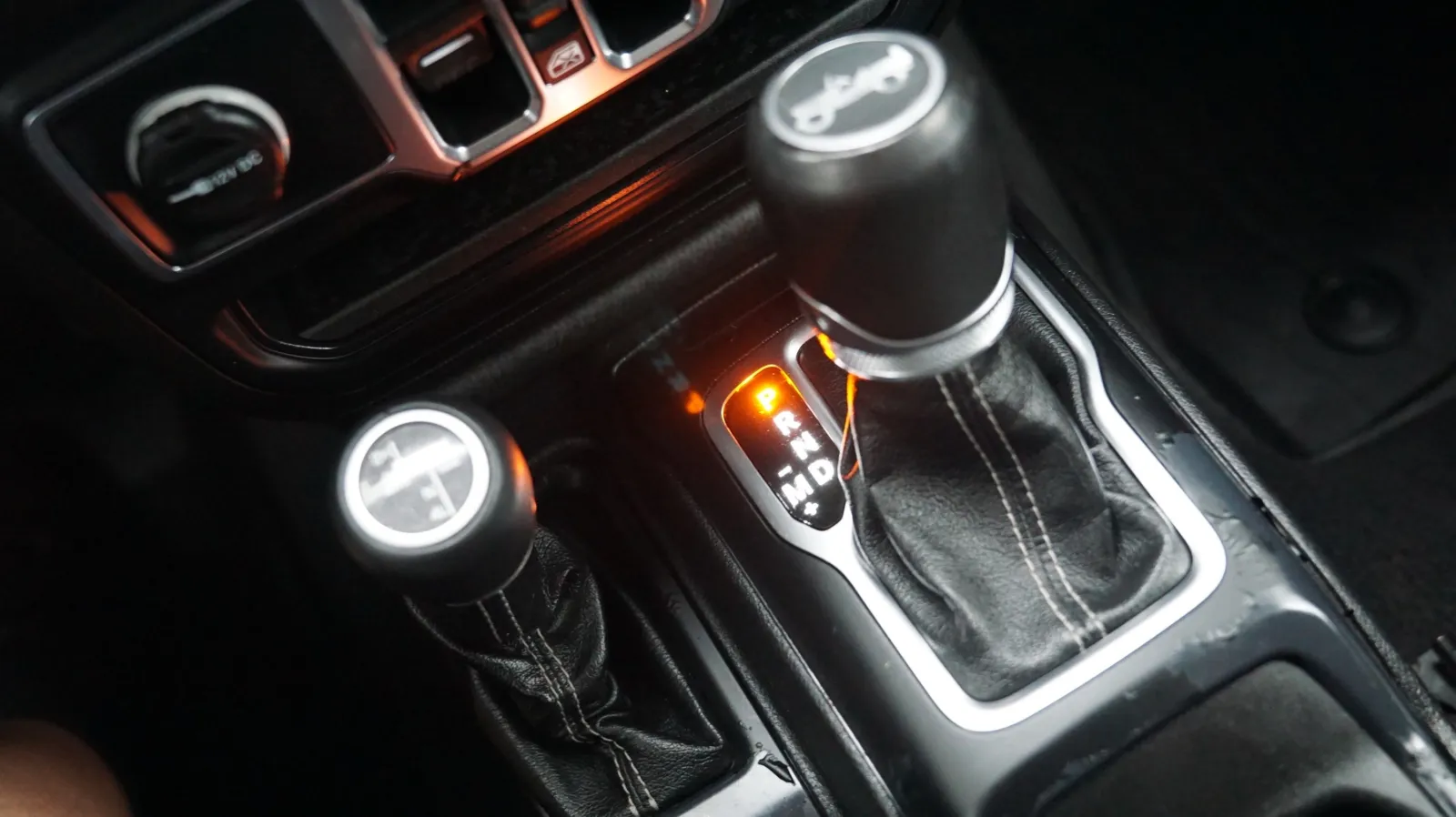 Jeep Wrangler photo 20