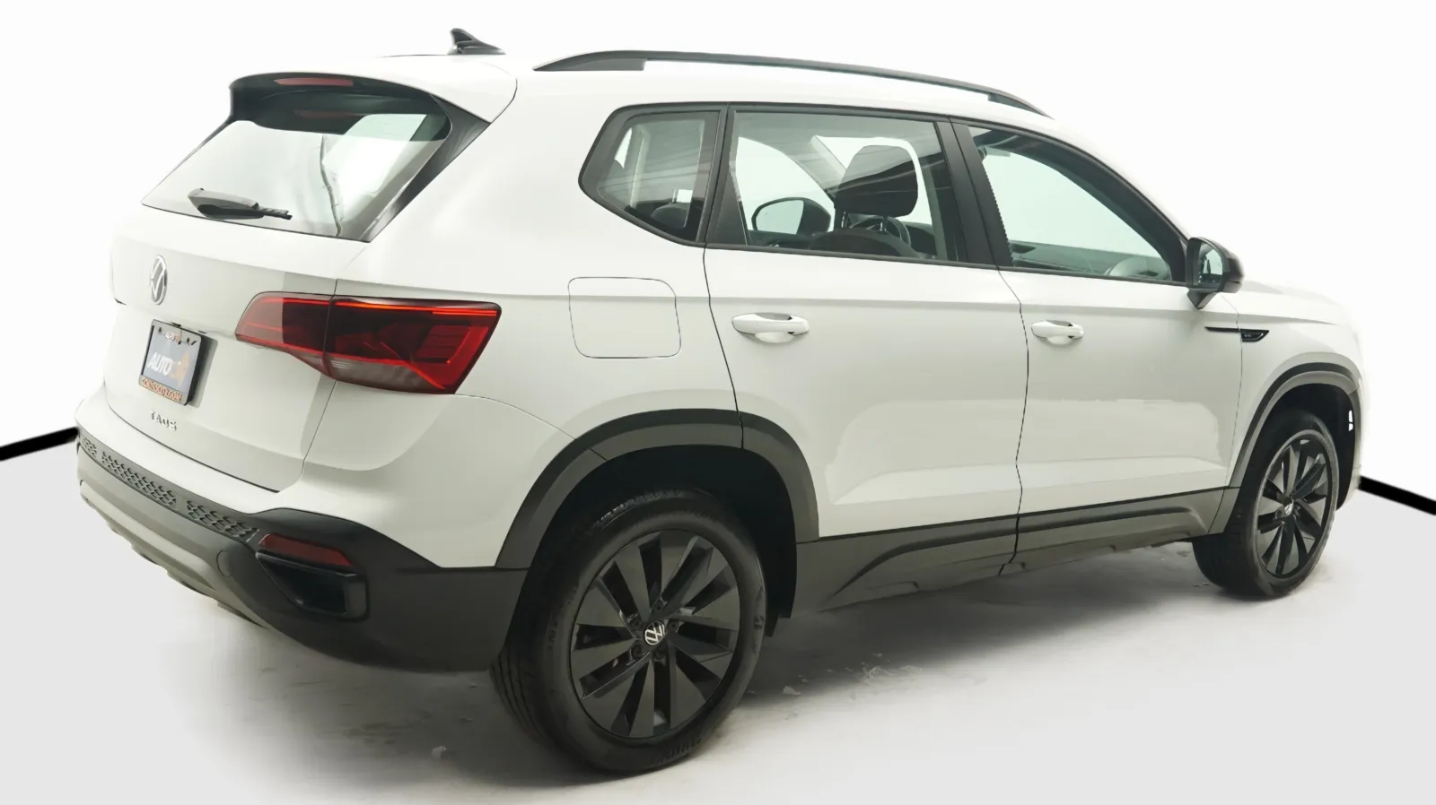 More photos of 2024 Volkswagen Taos S at Auto City, CA