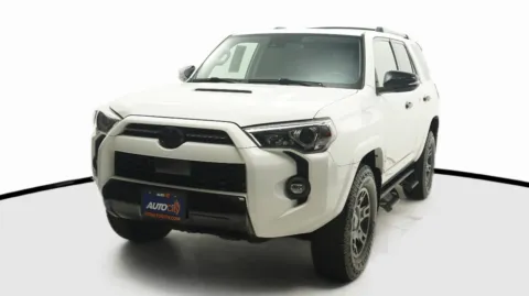White 2021 Toyota 4Runner Venture for sale in El Cajon, CA