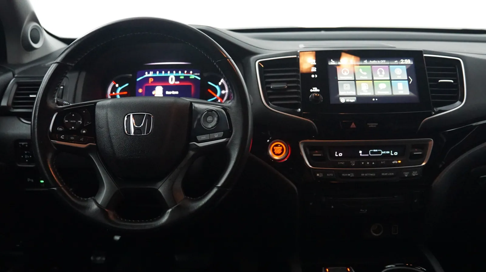More photos of 2019 Honda Pilot Touring 8-Passenger at Auto City, CA