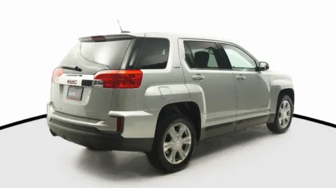 More photos of 2017 GMC Terrain SLE at Auto City, CA
