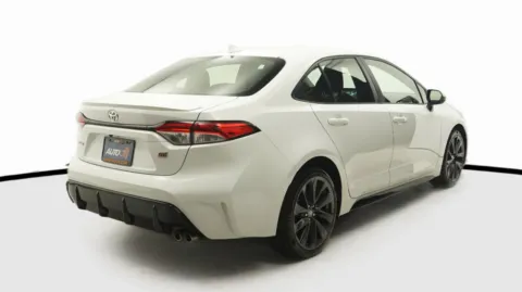 More photos of 2024 Toyota Corolla SE at Auto City, CA