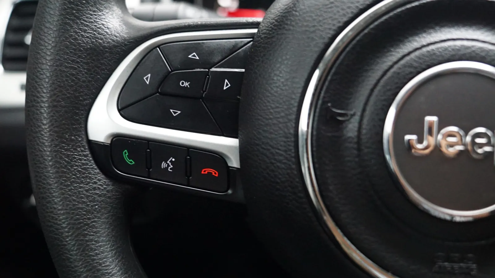 Jeep Compass photo 14