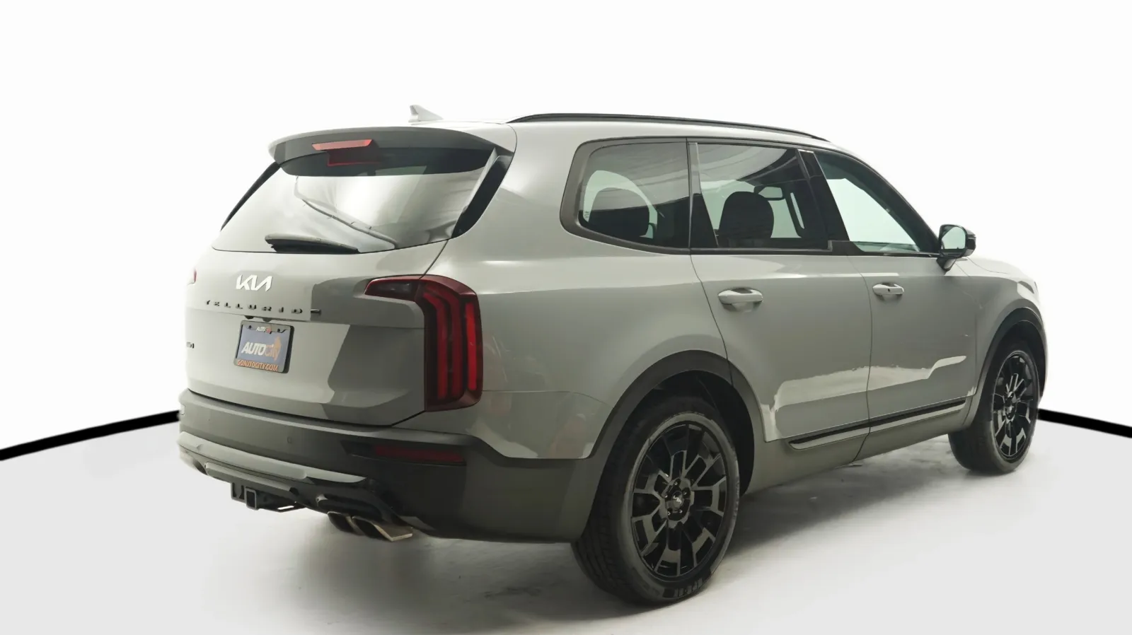 More photos of 2022 Kia Telluride SX at Auto City, CA