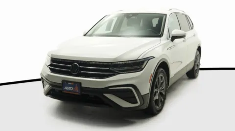 White 2022 Volkswagen Tiguan SE for sale in El Cajon, CA