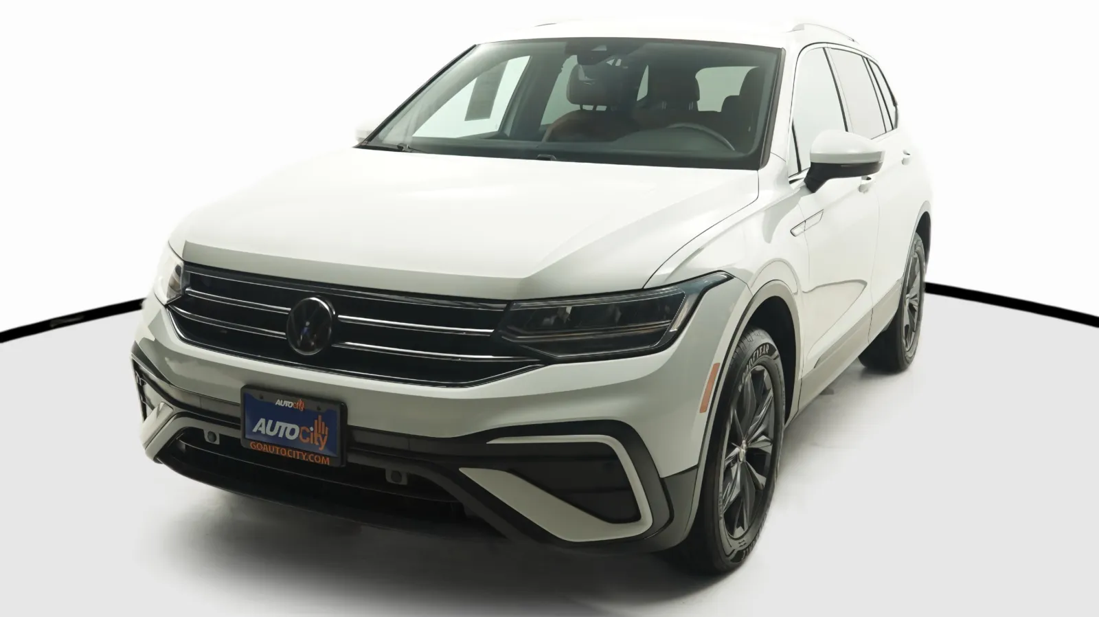 White 2022 Volkswagen Tiguan SE for sale in El Cajon, CA