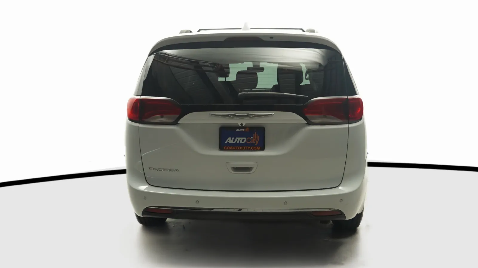 Chrysler Pacifica photo 12