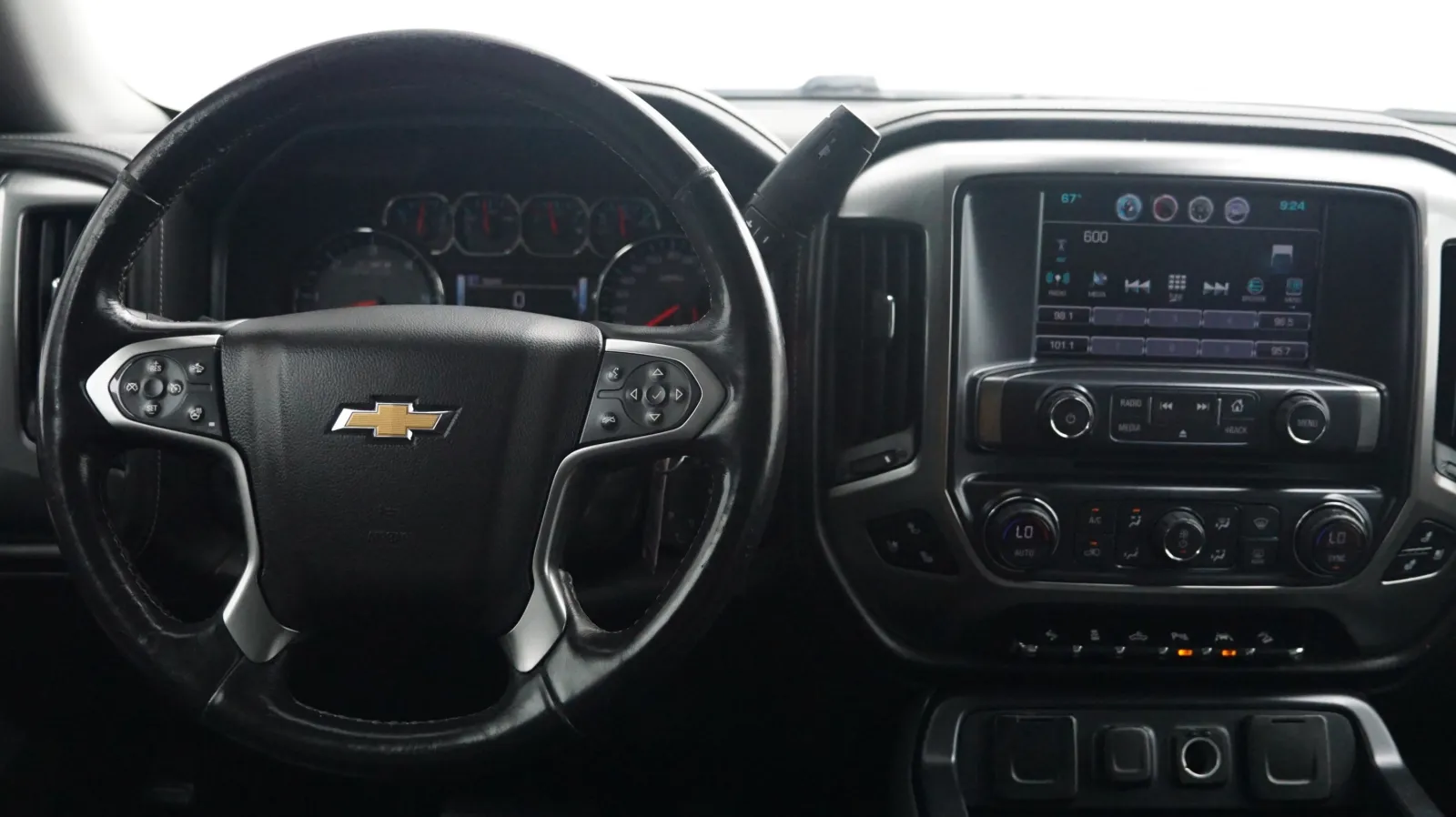 More photos of 2018 Chevrolet Silverado 1500 LTZ at Auto City, CA