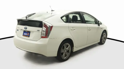 More photos of 2015 Toyota Prius Persona Series Special Edition at Auto City, CA