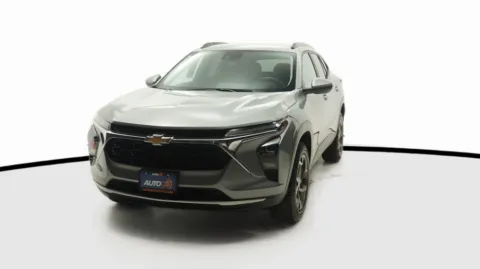 Gray 2025 Chevrolet Trax LT for sale in El Cajon, CA
