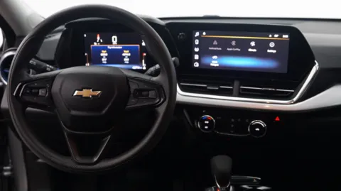 More photos of 2025 Chevrolet Trax LT at Auto City, CA