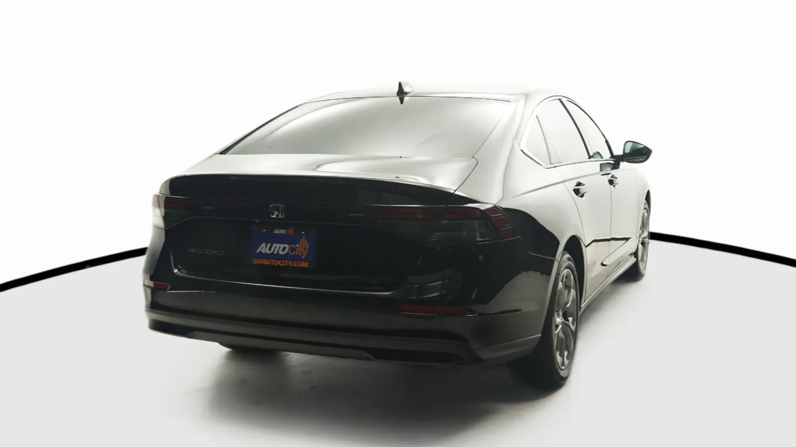 Honda Accord photo 8