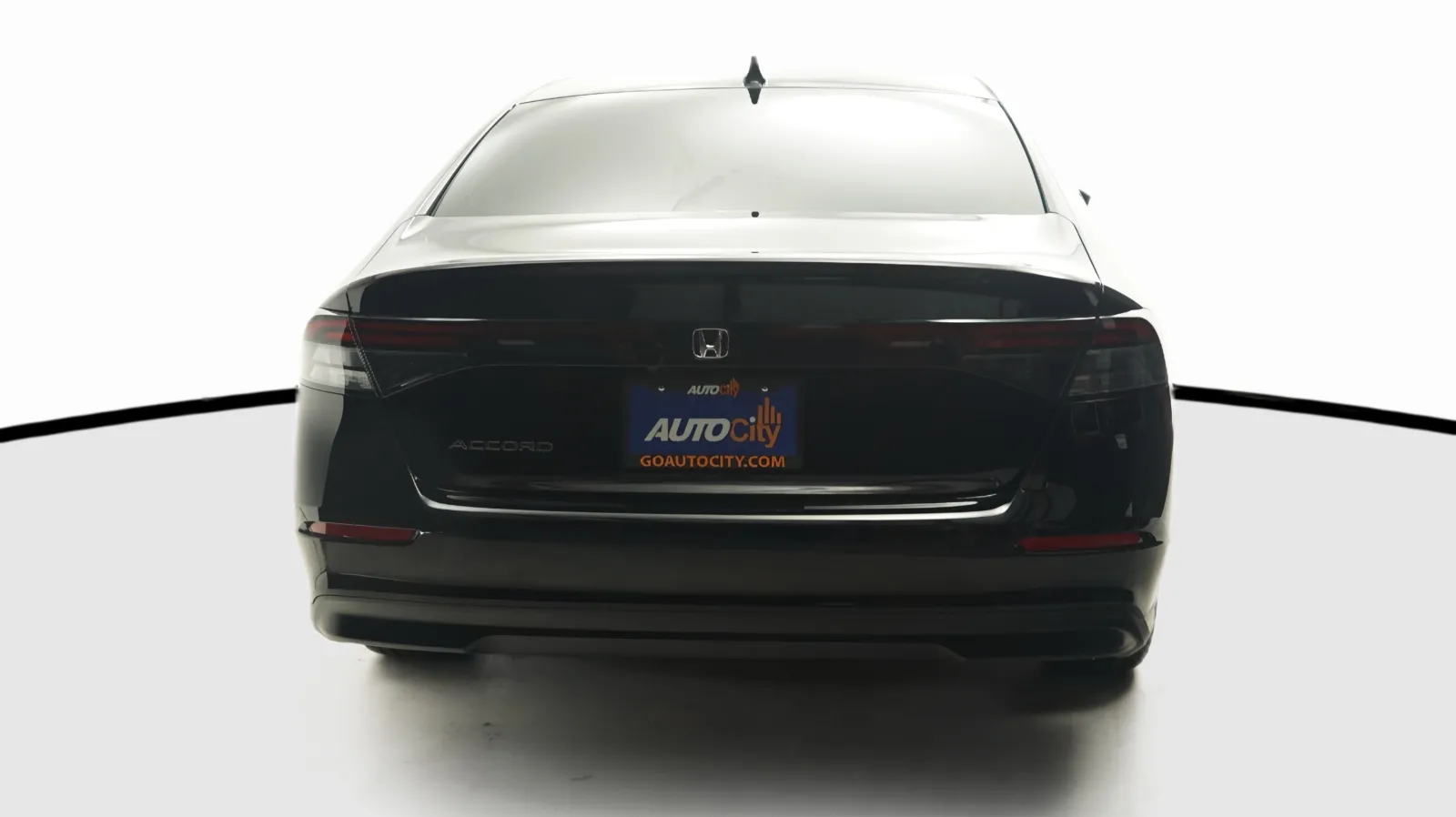 Honda Accord photo 10