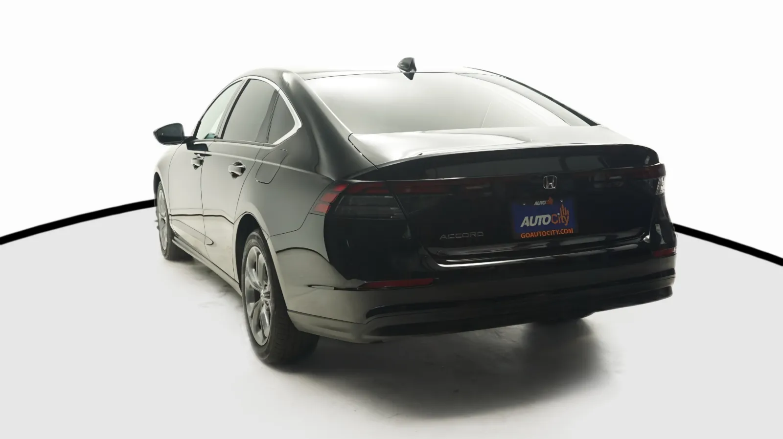 Honda Accord photo 13