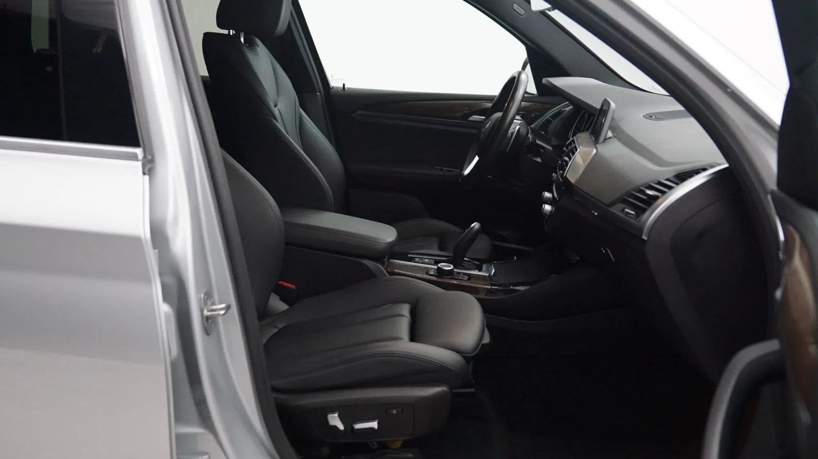 BMW X3 photo 11