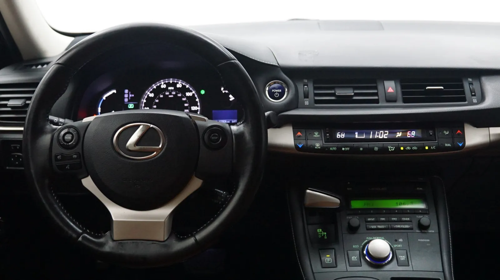 More photos of 2016 Lexus CT 200h Hybrid at Auto City, CA