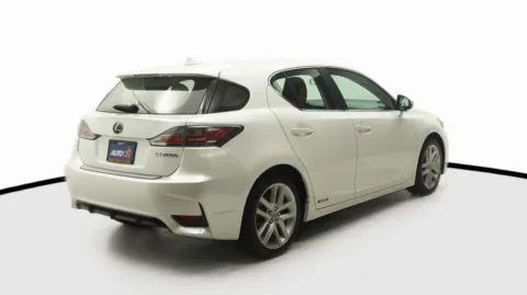More photos of 2016 Lexus CT 200h Hybrid at Auto City, CA