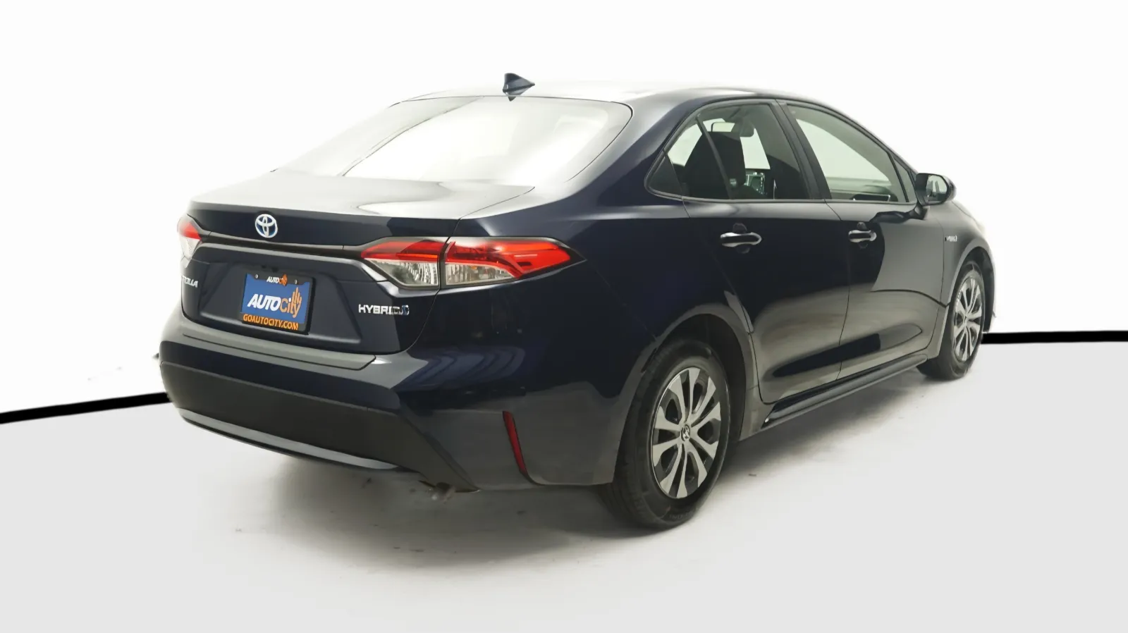 More photos of 2021 Toyota Corolla Hybrid LE at Auto City, CA