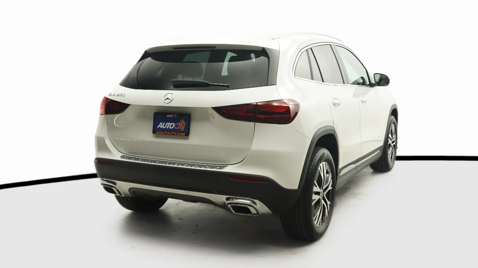 Mercedes-Benz GLA photo 7