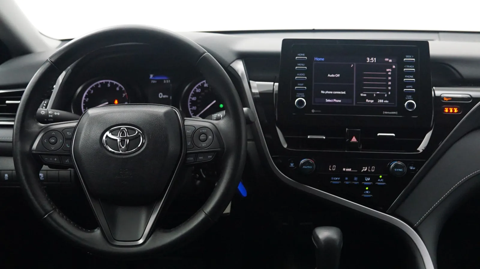 More photos of 2023 Toyota Camry SE at Auto City, CA