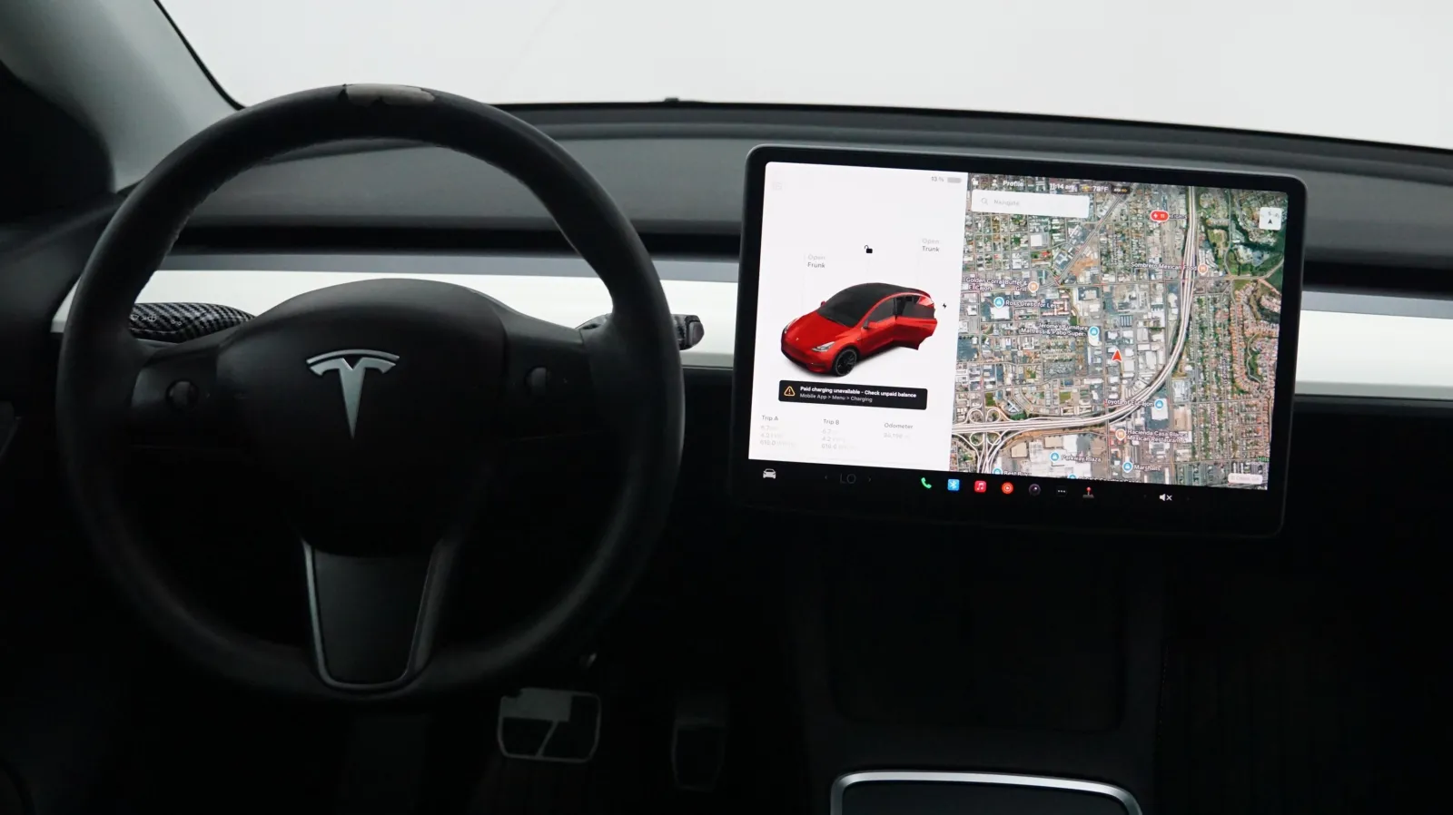 More photos of 2022 Tesla Model Y Performance at Auto City, CA