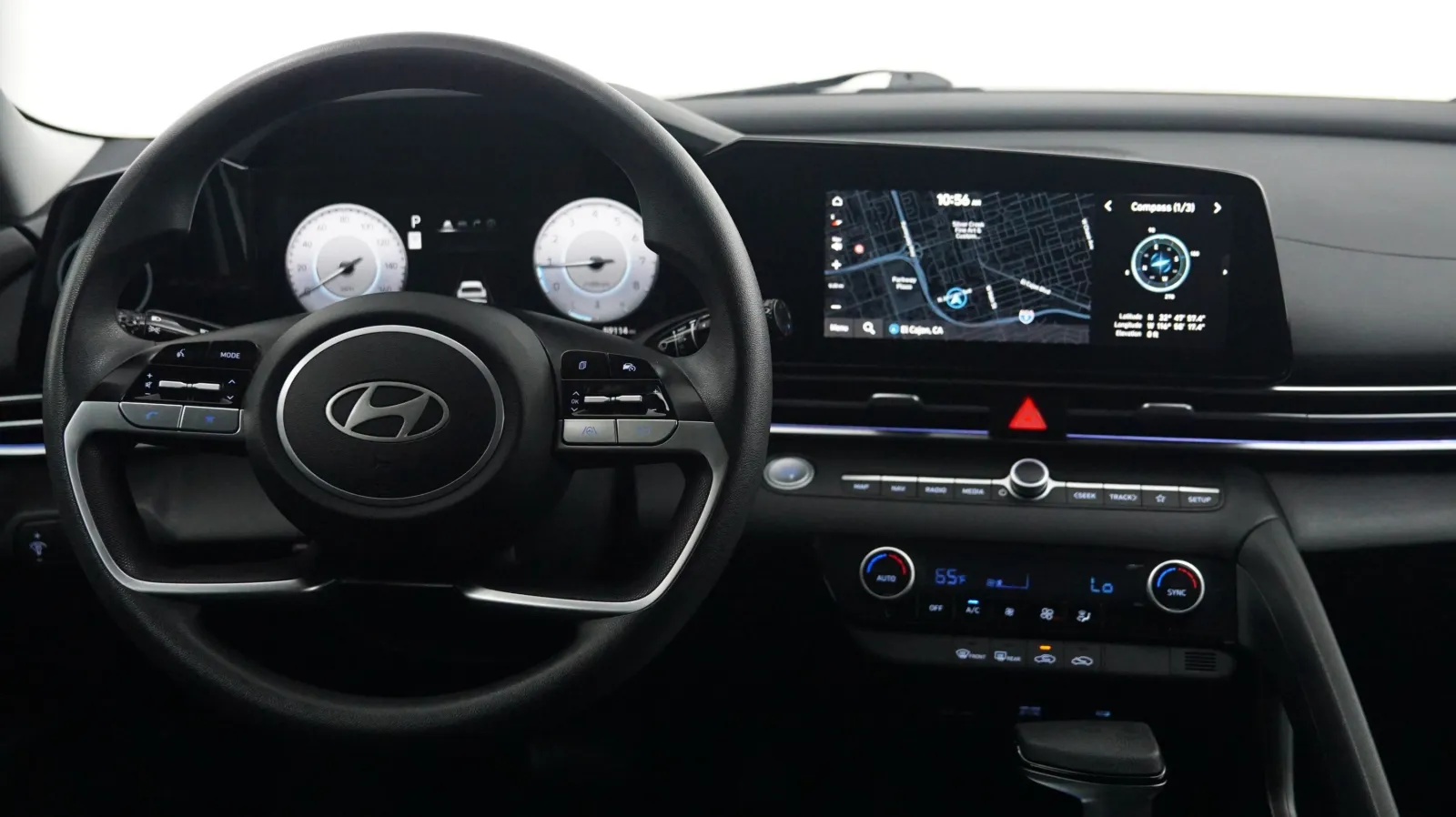 More photos of 2024 Hyundai Elantra SEL at Auto City, CA
