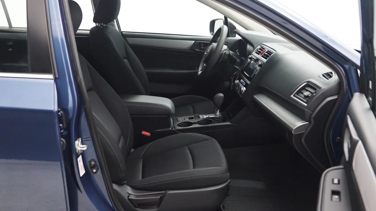 Subaru Legacy photo 6