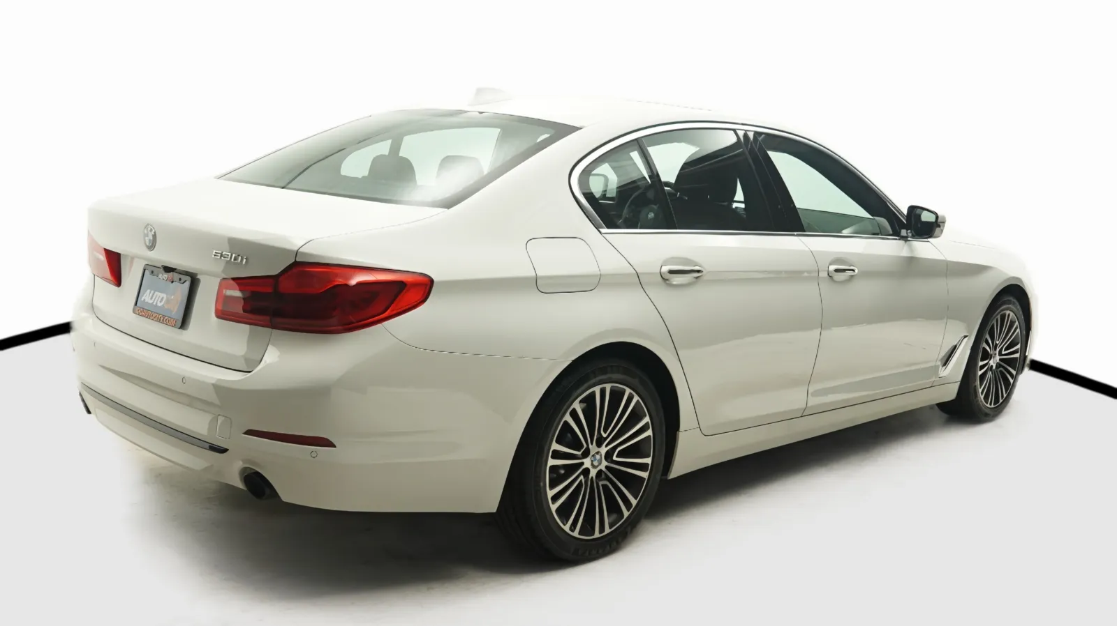 More photos of 2018 BMW 5-Series 530i at Auto City, CA