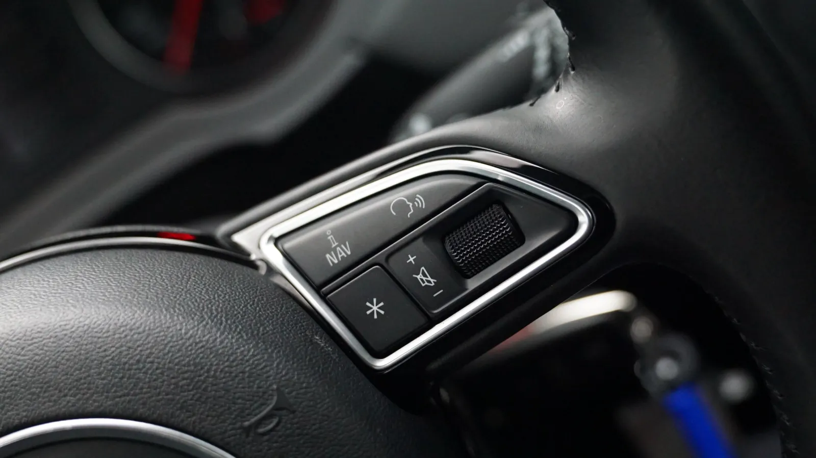 Audi Q3 photo 21