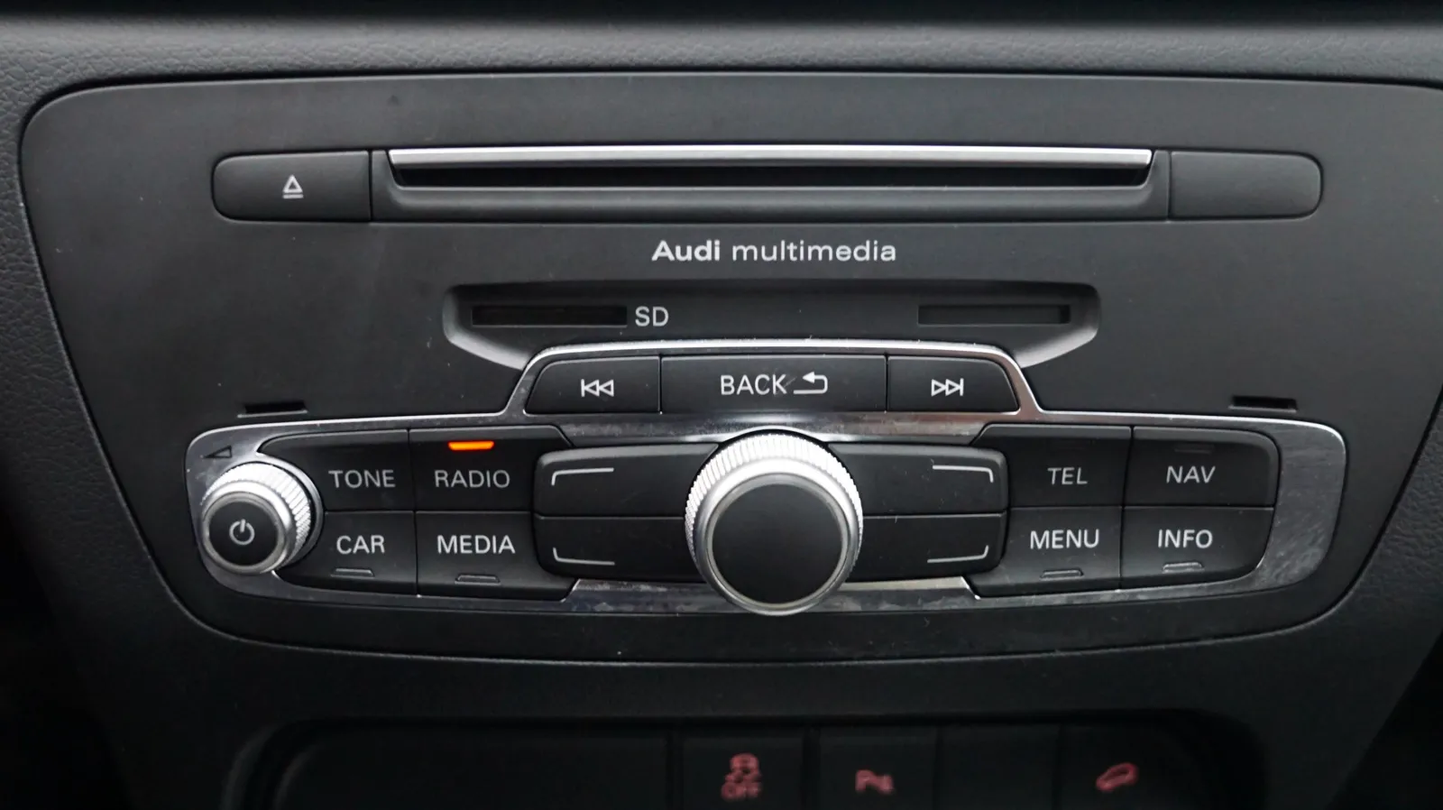 Audi Q3 photo 23