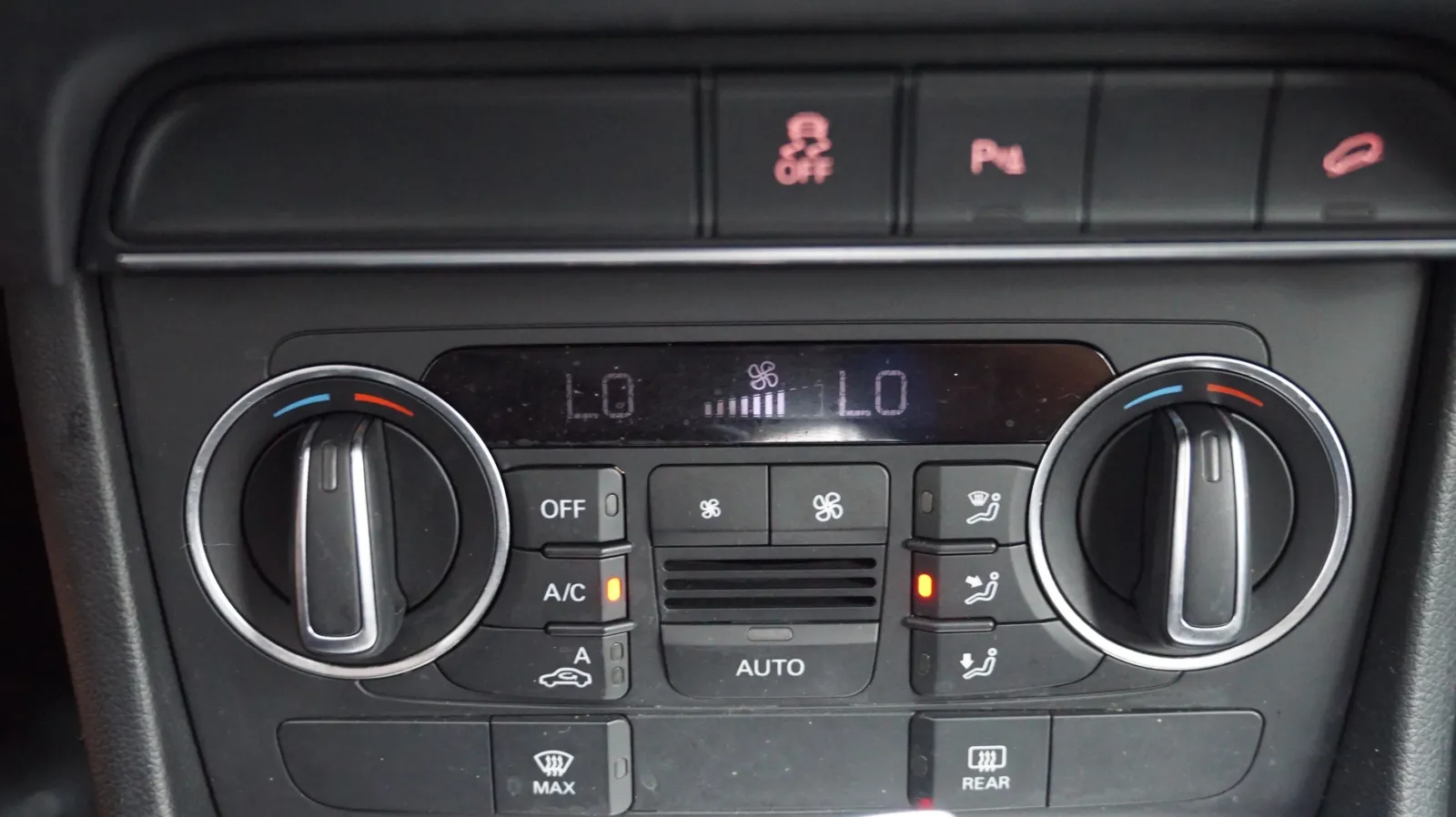 Audi Q3 photo 24