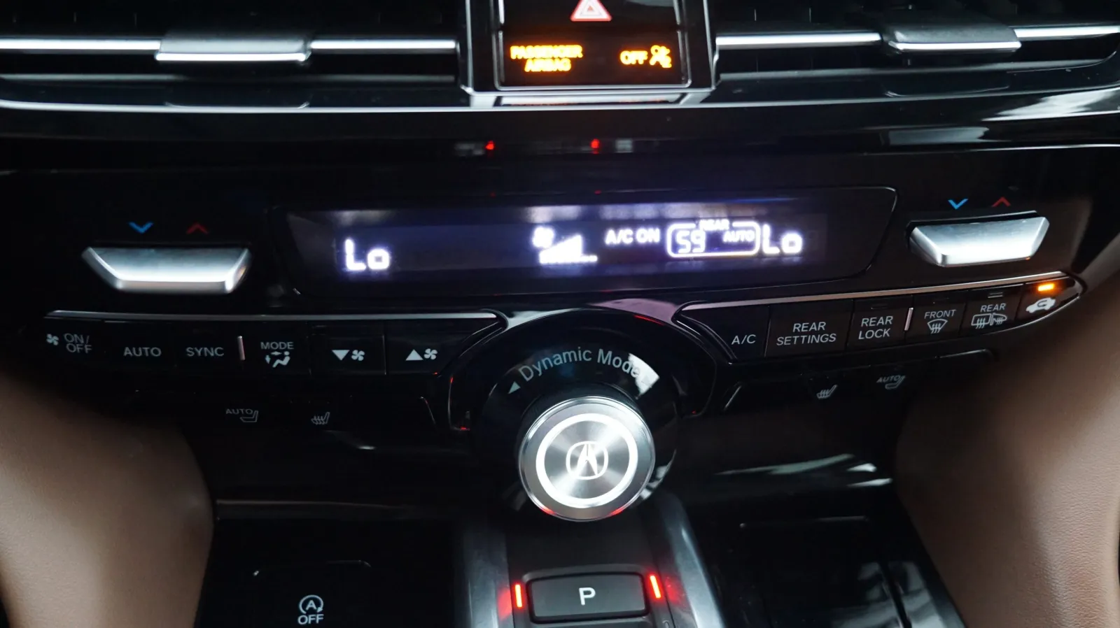 Acura MDX photo 25