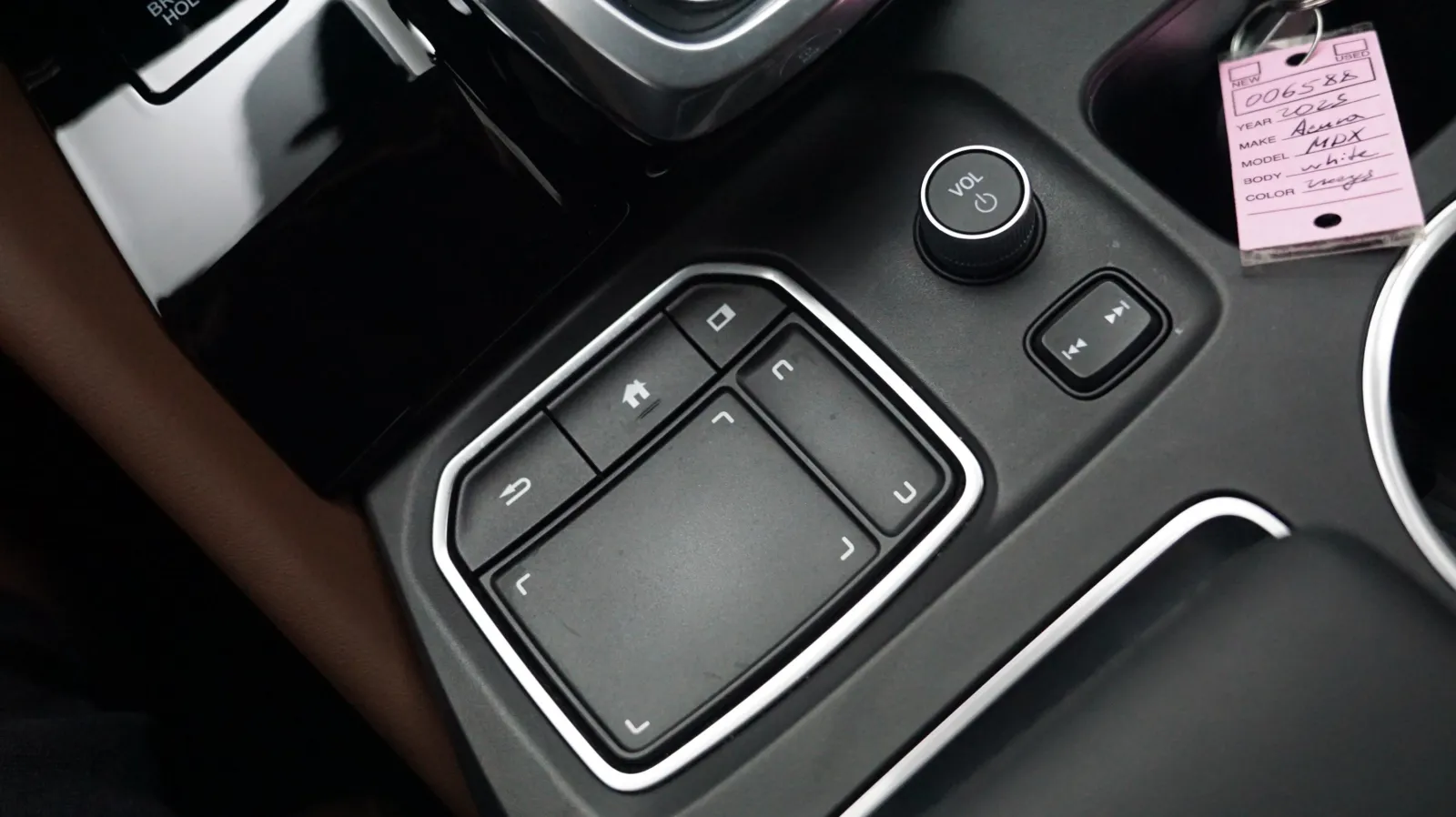 Acura MDX photo 27