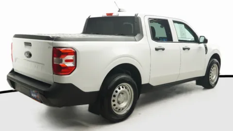 More photos of 2025 Ford Maverick XL at Auto City, CA