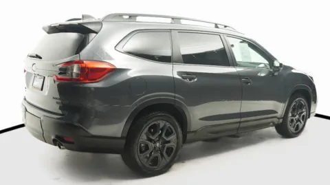 More photos of 2024 Subaru Ascent Onyx Edition at Auto City, CA