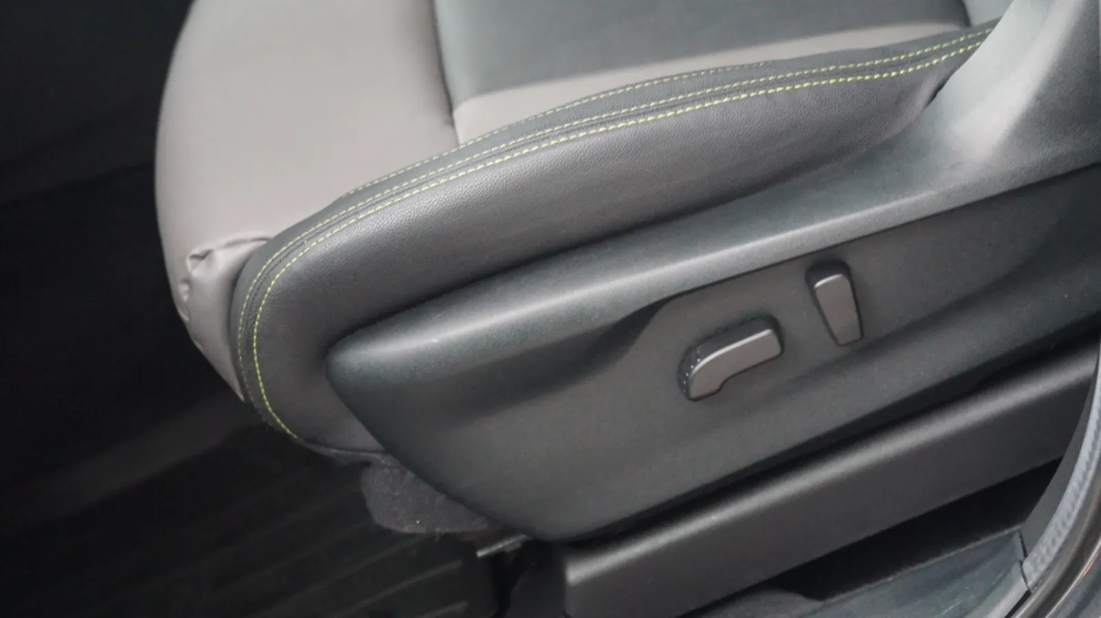 Subaru Ascent photo 16