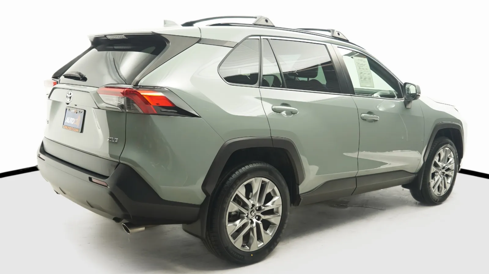 More photos of 2023 Toyota RAV4 XLE Premium at Auto City, CA