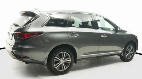 More photos of 2020 INFINITI QX60 LUXE at Auto City, CA
