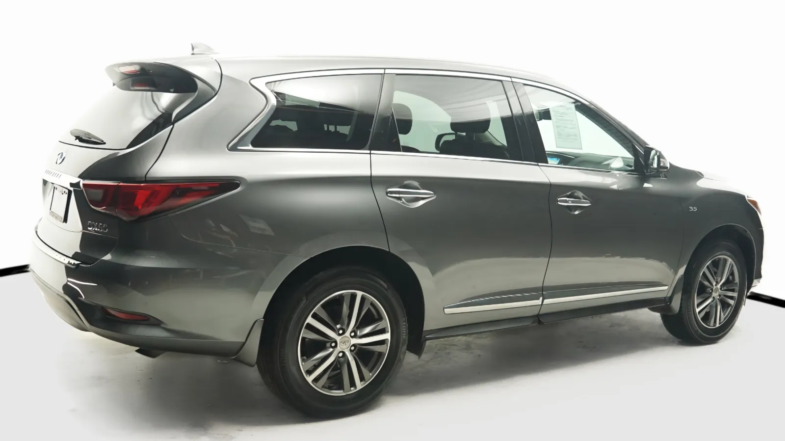 More photos of 2020 INFINITI QX60 LUXE at Auto City, CA