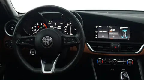 More photos of 2020 Alfa Romeo Giulia Ti at Auto City, CA