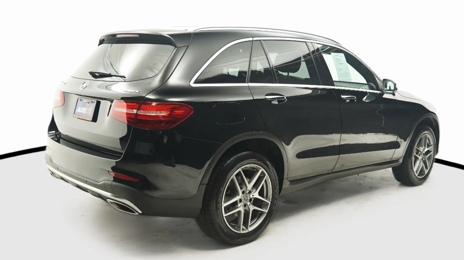 More photos of 2019 Mercedes-Benz GLC 300 at Auto City, CA
