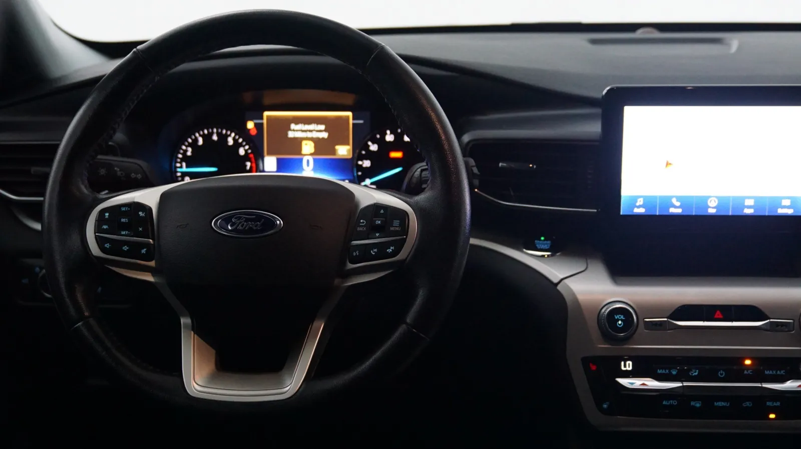 More photos of 2021 Ford Explorer XLT at Auto City, CA