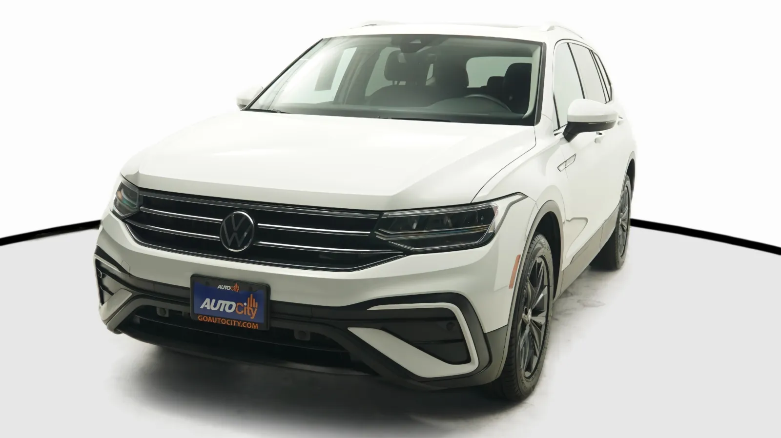 White 2022 Volkswagen Tiguan SE for sale in El Cajon, CA
