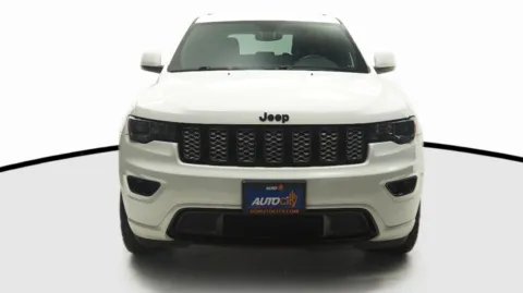 Another view of 2018 Jeep Grand Cherokee Altitude for sale in El Cajon, CA at Auto City