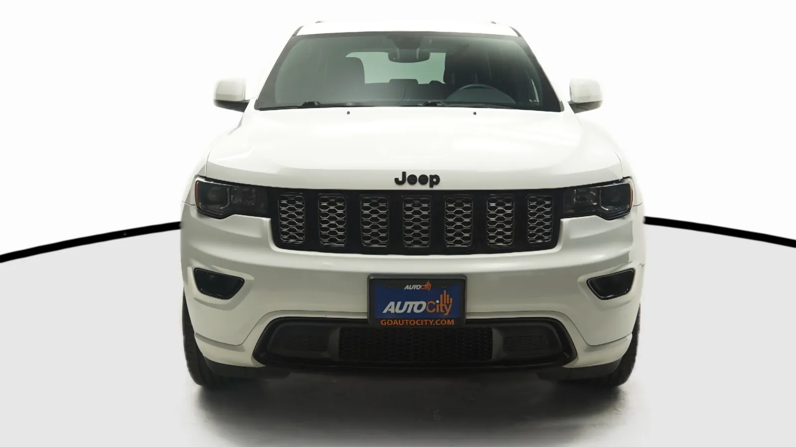 Another view of 2018 Jeep Grand Cherokee Altitude for sale in El Cajon, CA at Auto City