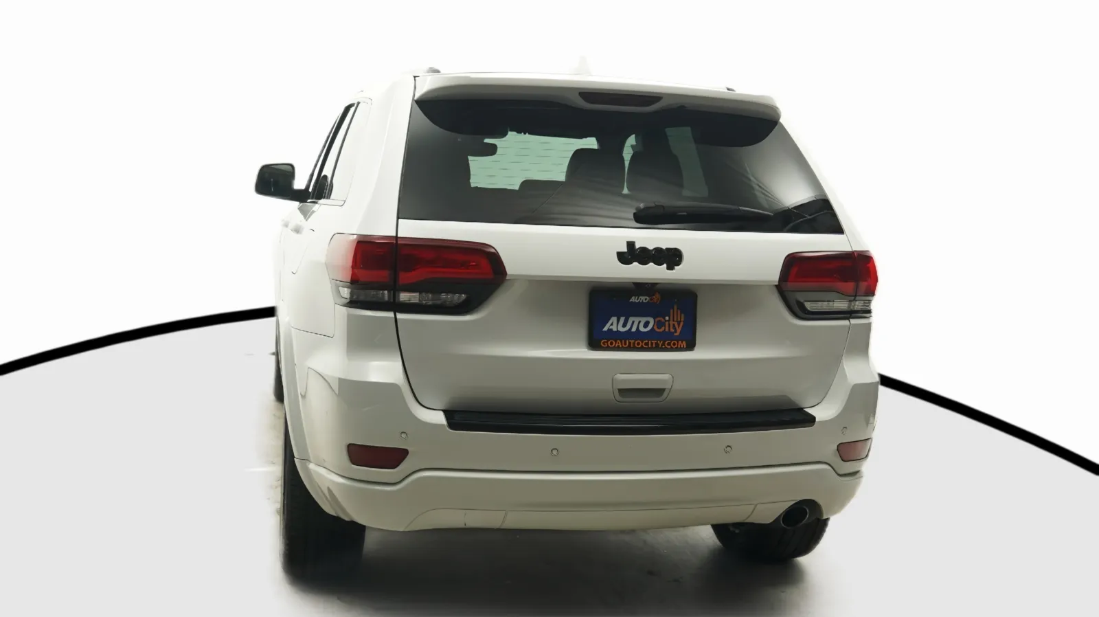 Jeep Grand Cherokee photo 13