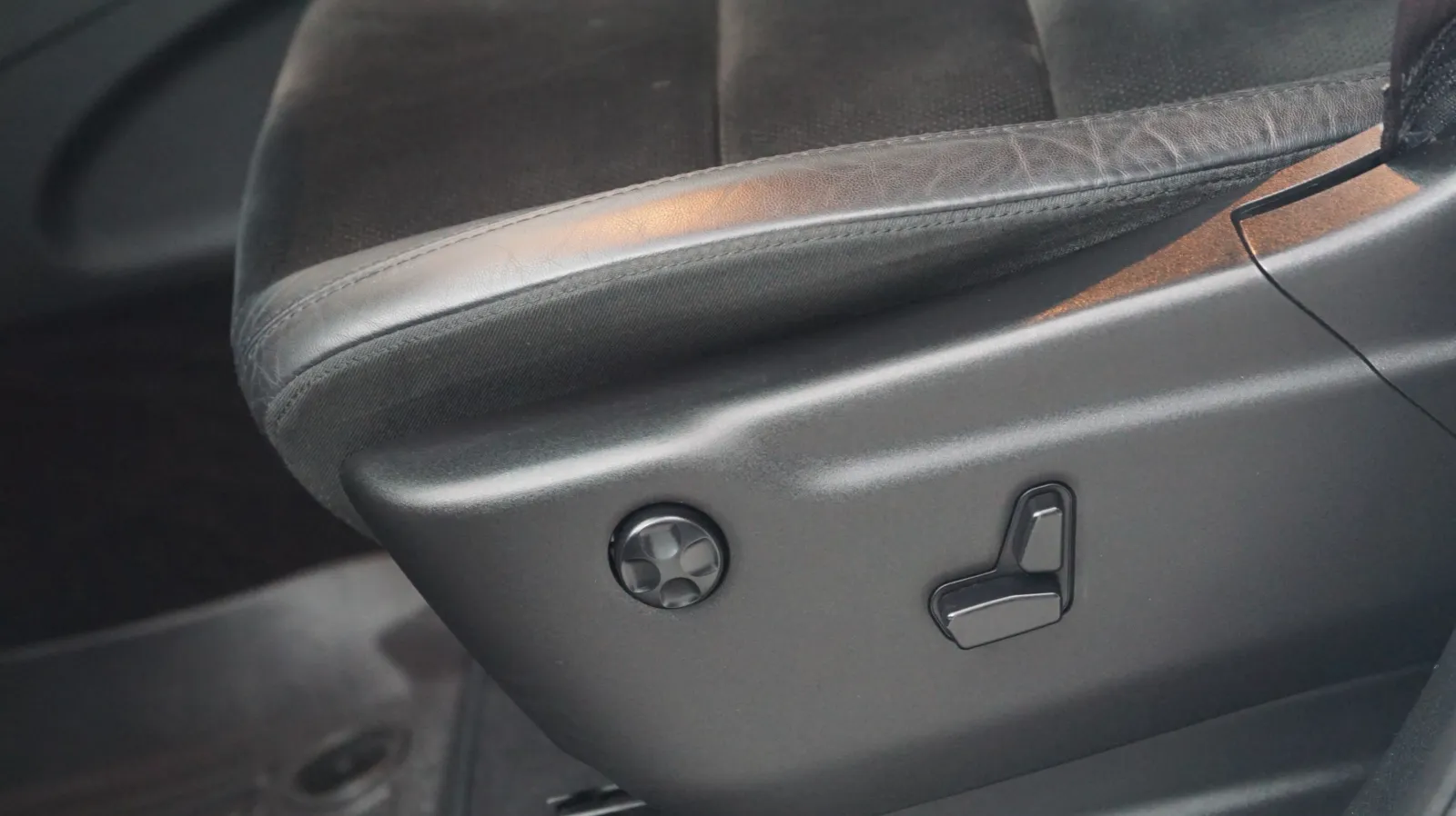 Jeep Grand Cherokee photo 15