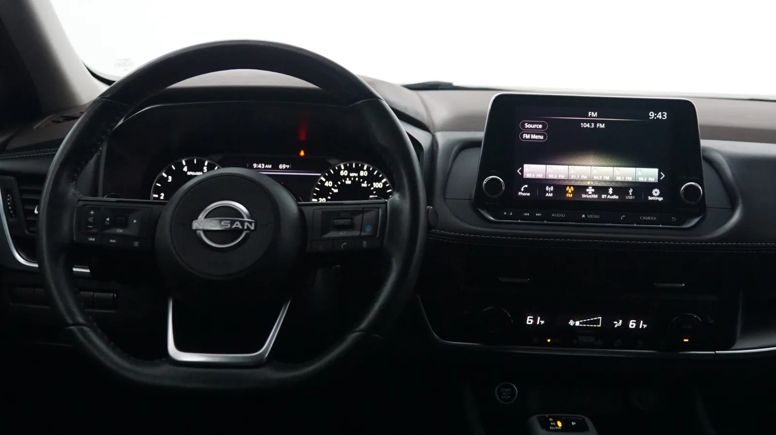 More photos of 2023 Nissan Rogue SV at Auto City, CA